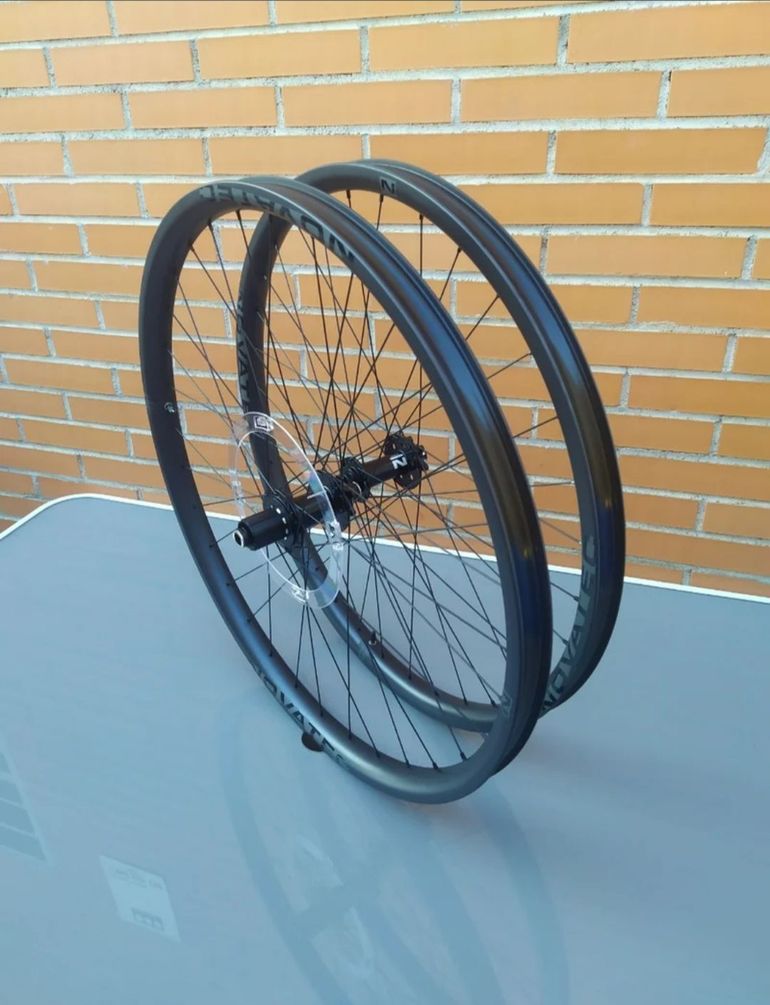 Używany Novatec M30 Boost HG bike — zdjęcie 4 z 10