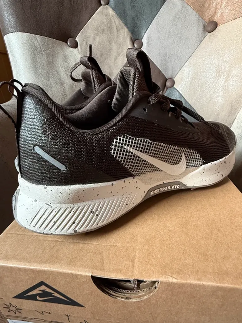 Used Nike Juniper Trail 3 bike — image 5 of 10