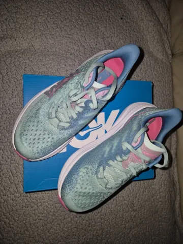Used Hoka Baskets bike — image 1 of 5