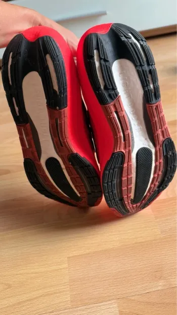 Tweedehands Adidas UltraBoost bike — afbeelding 3 van 4