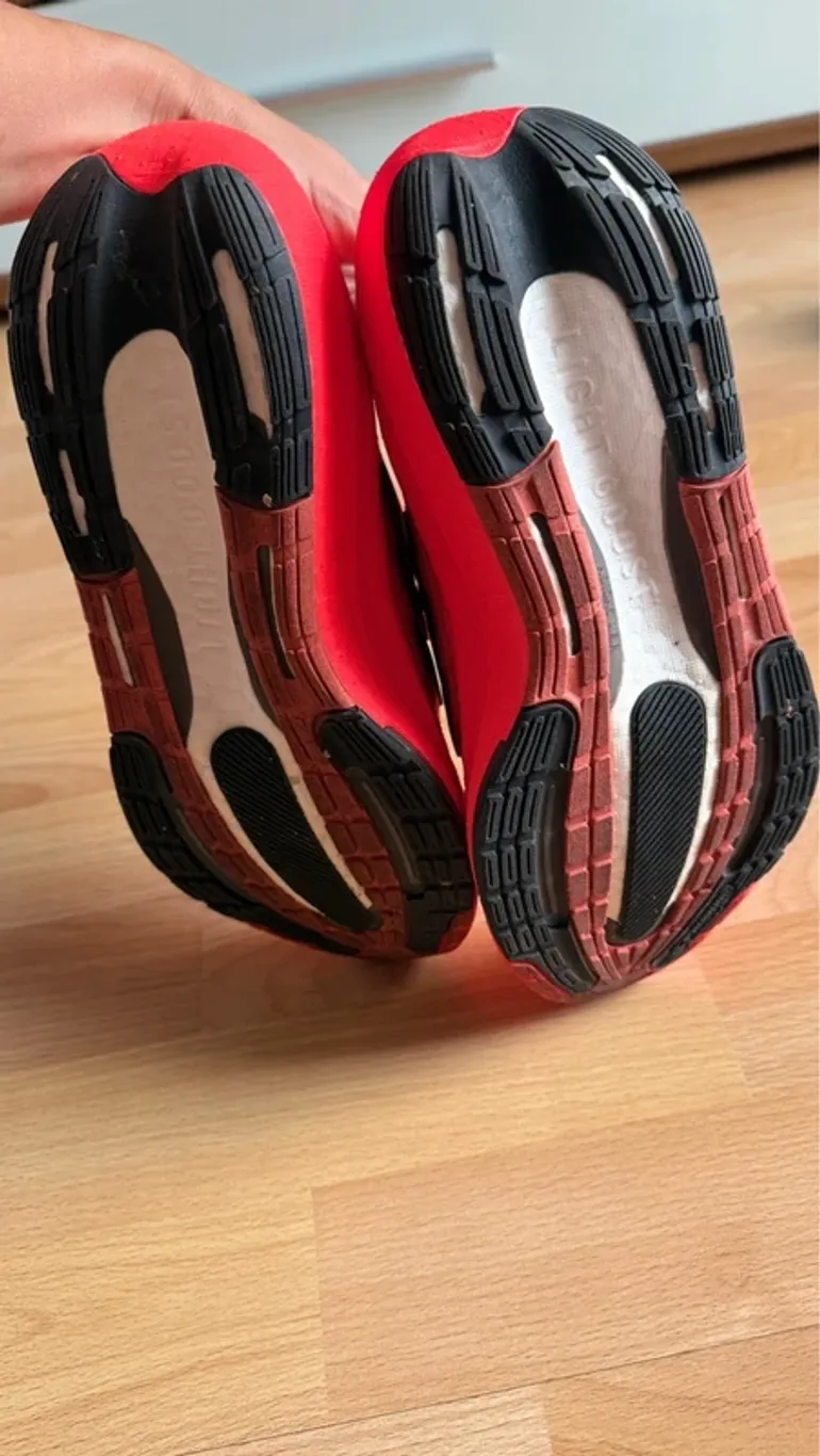 Tweedehands Adidas UltraBoost bike — afbeelding 3 van 4