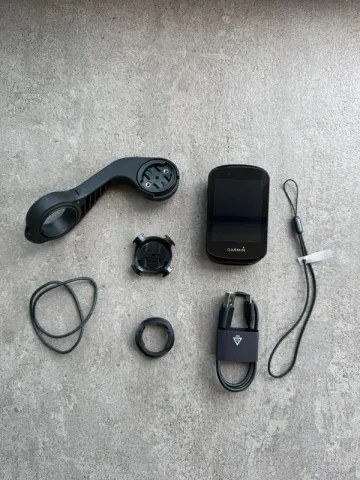 Used Garmin Edge 830 Cycling Accessories