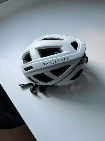 Gebrauchtes Van Rysel Casco Bici 2025 bike — Bild 1 von 3