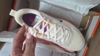 Tweedehands Nike Vomero 18 bike — afbeelding 3 van 6