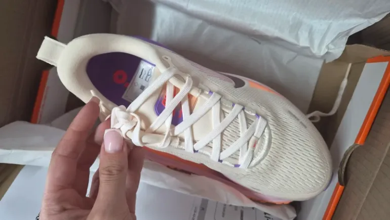 Tweedehands Nike Vomero 18 bike — afbeelding 3 van 6