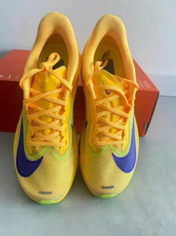 Tweedehands Nike Zoom Fly 6 bike — afbeelding 2 van 9