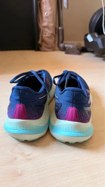 Używany Asics GT-2000 12 bike — zdjęcie 4 z 6
