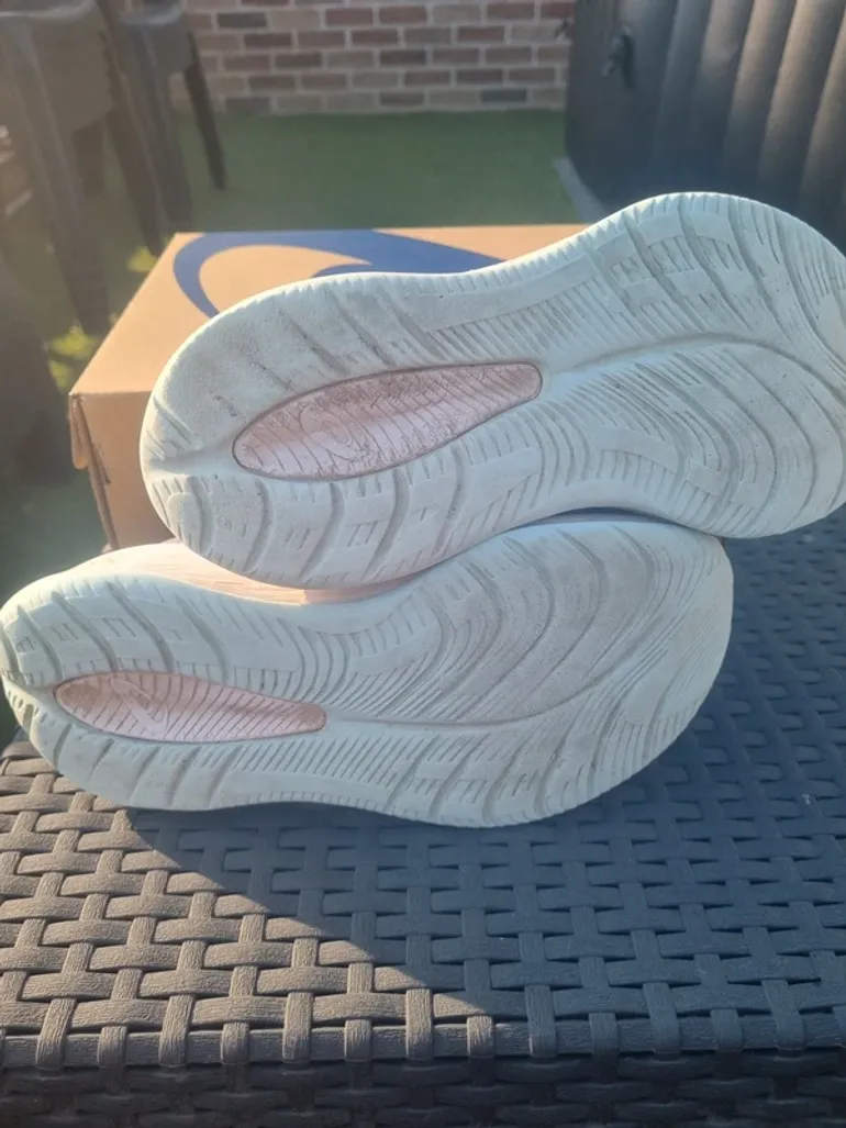 Used Asics Gel-Cumulus 26 bike — image 7 of 7