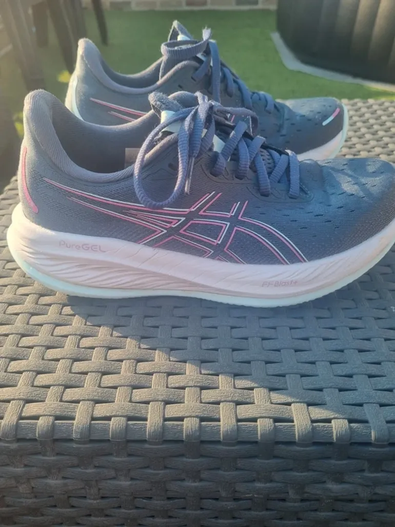 Used Asics Gel-Cumulus 26 bike — image 6 of 7