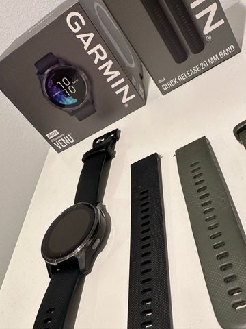 Used Garmin Venu 2022 Electronics