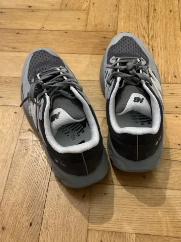 Used New Balance Shoes bike — image 2 of 4