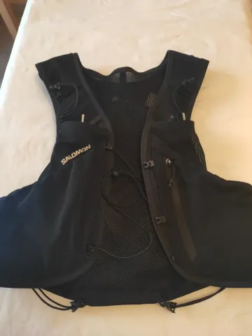 Used Salomon ADV SKIN 5 Running Accessories