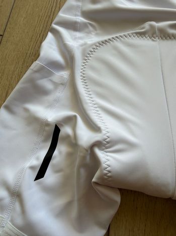 Tweedehands MAAP Aeon Bib bike — afbeelding 10 van 12