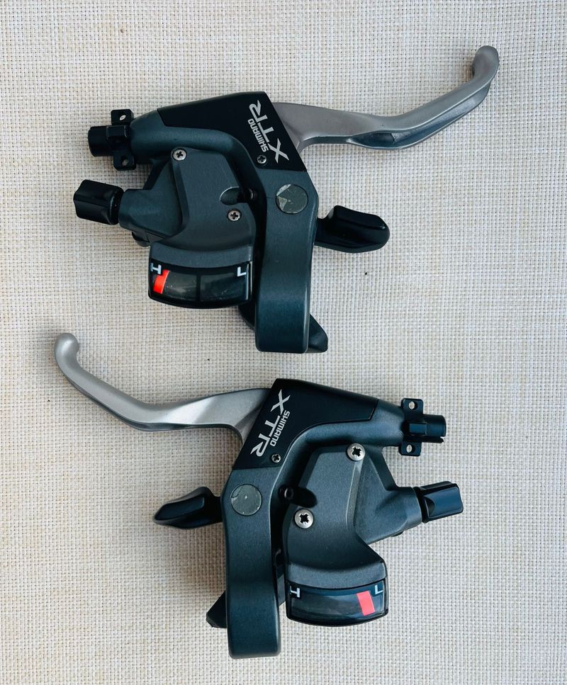 Used Shimano ST-M950 Shifters Drivetrain & Pedals
