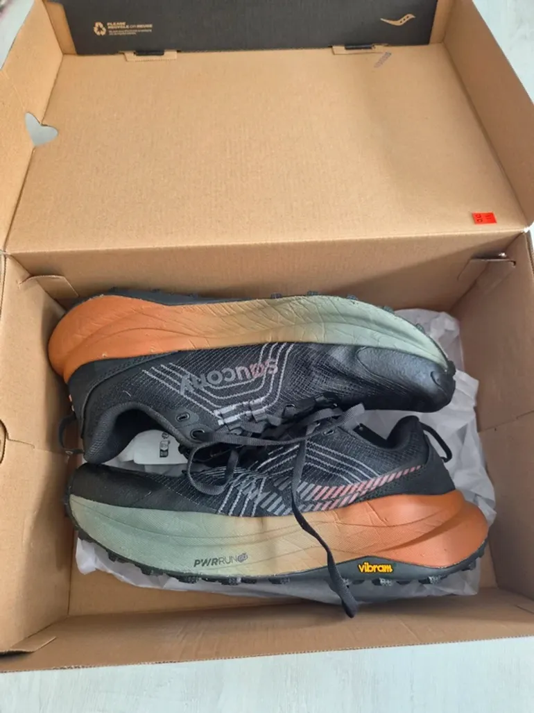 Used Saucony Xodus Ultra 4 bike — image 7 of 8