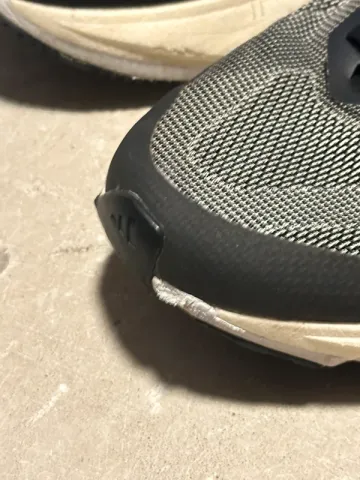 Used Adidas Boston 12 bike — image 3 of 7