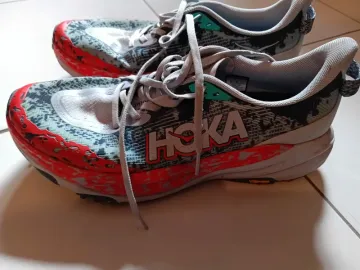 Used Hoka Speedgoat 5 bike — image 1 of 3
