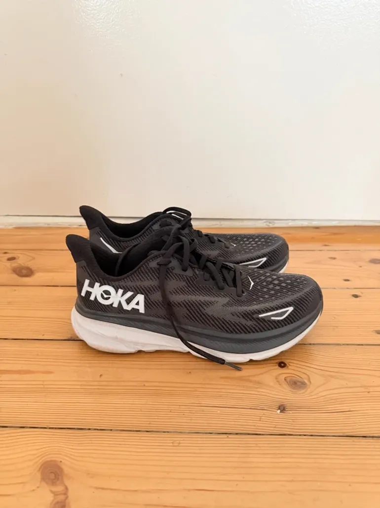 Used Hoka Clifton 9 bike — image 2 of 7