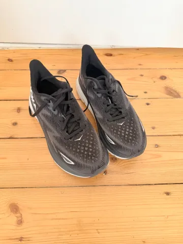 Used Hoka Clifton 9 bike — image 5 of 7