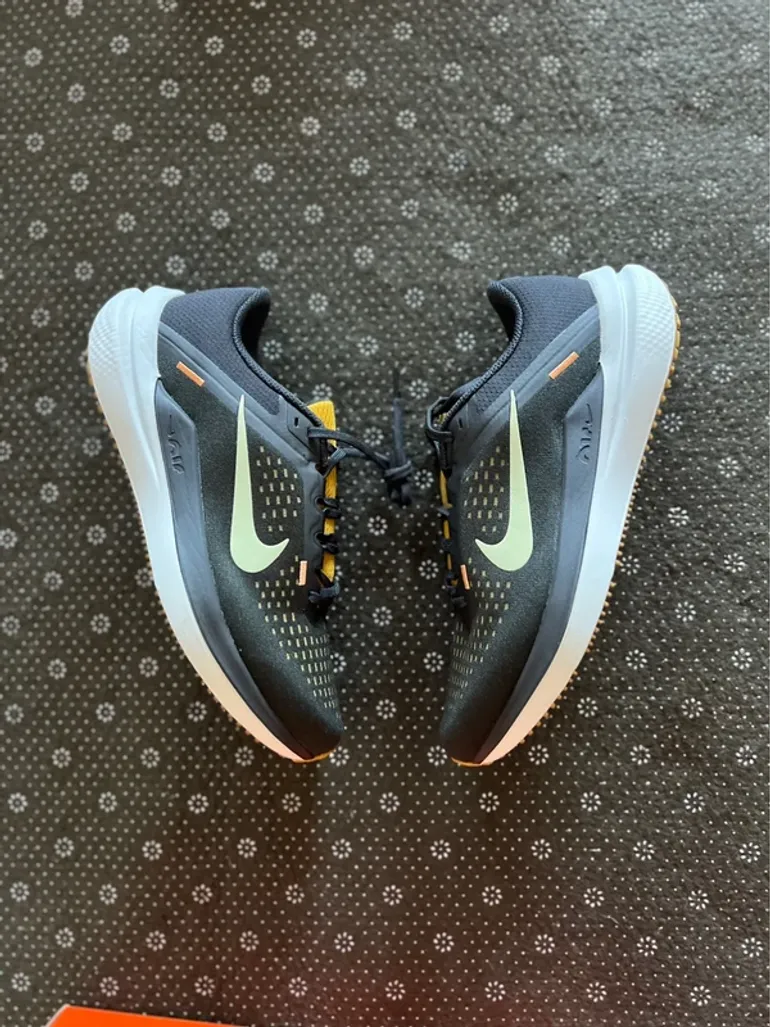 Used Nike Air Winflo 10 bike — image 1 of 4