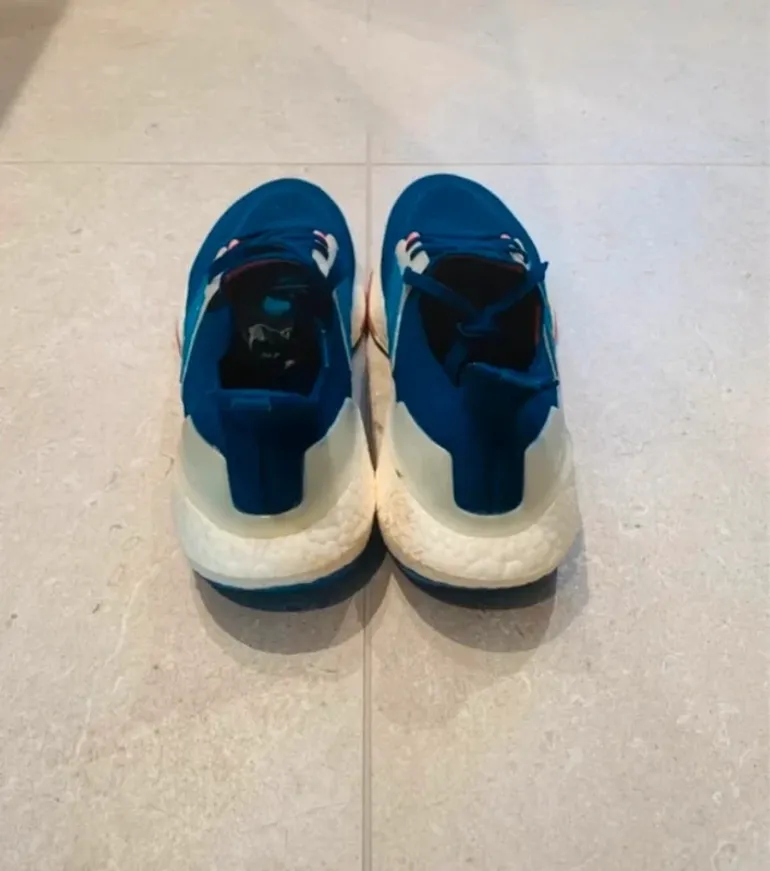 Used Adidas Ultraboost bike — image 3 of 4