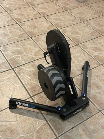Gebrauchtes Wahoo KICKR Power Trainer 2018 Cycling Accessories