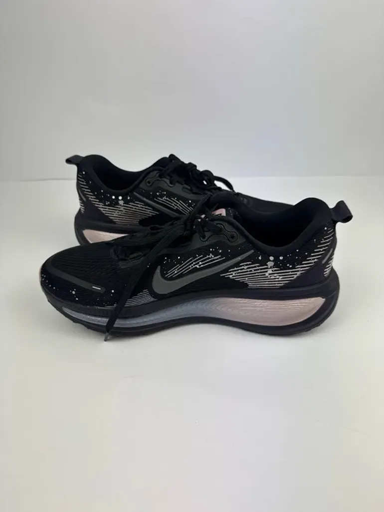 Käytetty Nike Vomero 18 SE bike — kuva 2 / 2