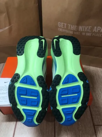 Tweedehands Nike Vomero 18 bike — afbeelding 4 van 6