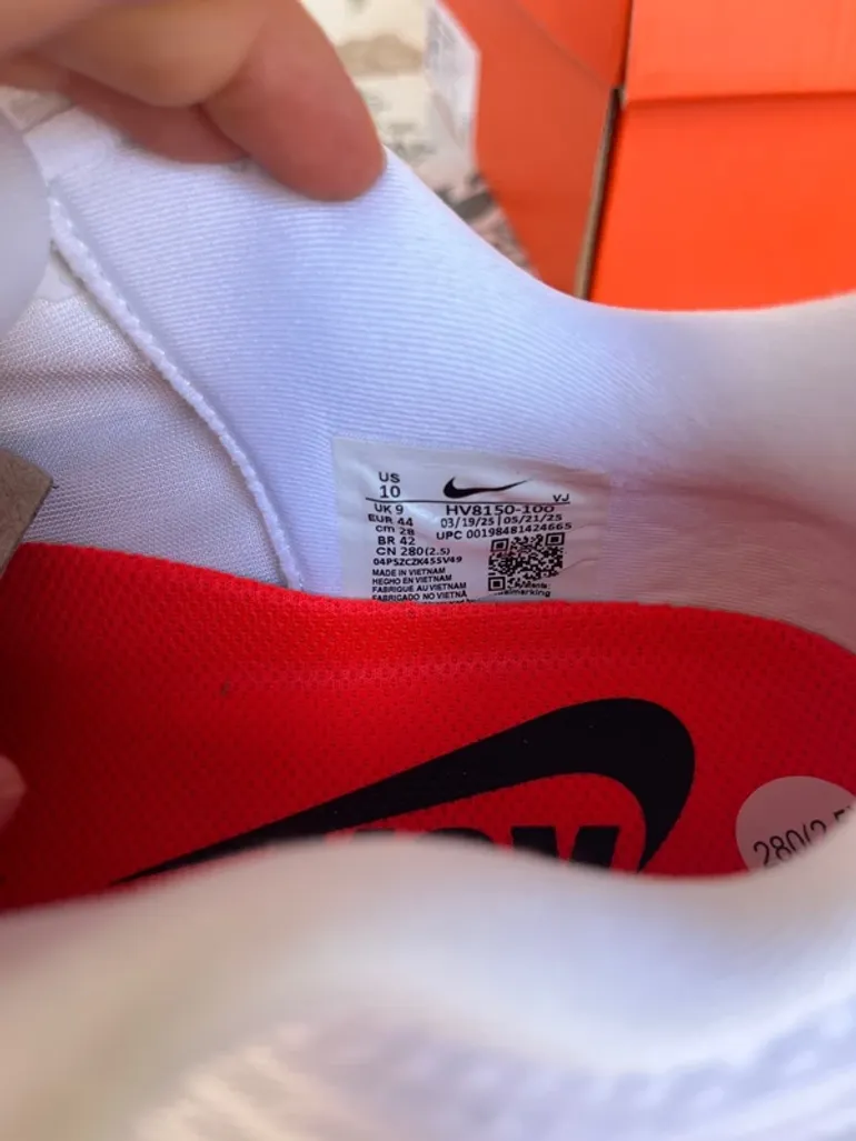 Used Nike Vomero Plus bike — image 8 of 11