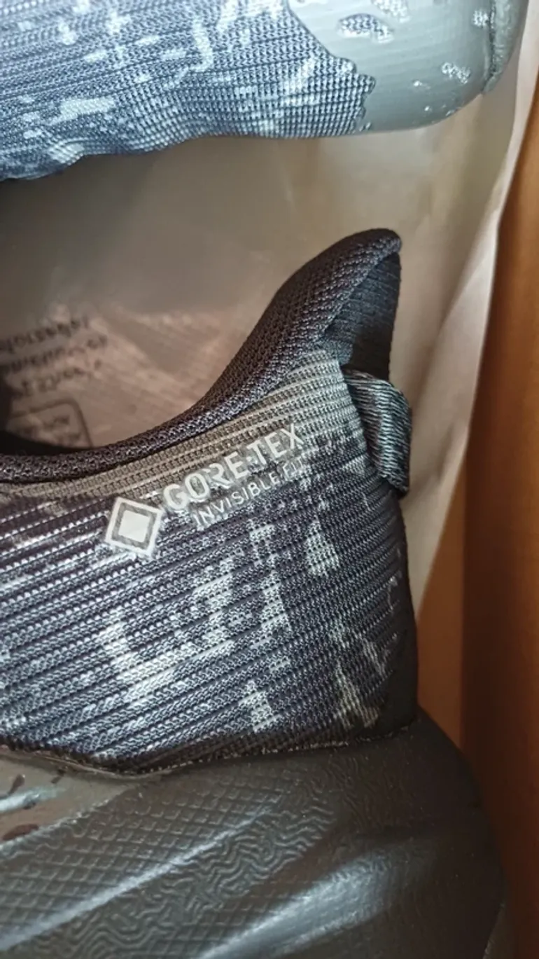 Použité Hoka Speedgoat 6 Gore tex bike — obrázek 2 z 10