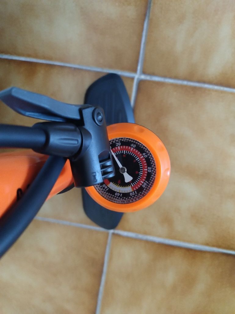 Używany gomco Bicycle Pump bike — zdjęcie 3 z 4