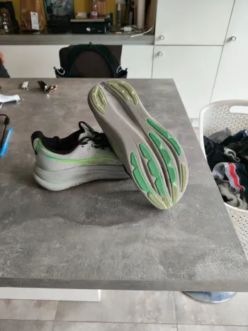 Used Asics Nimbus 28 bike — image 1 of 5