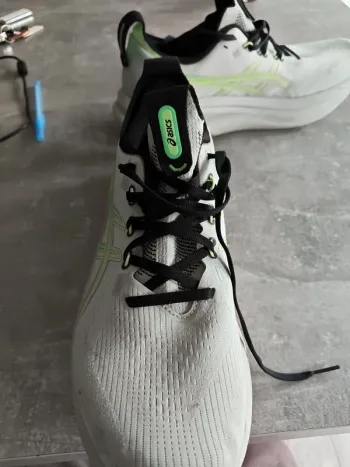 Used Asics Nimbus 28 bike — image 5 of 5