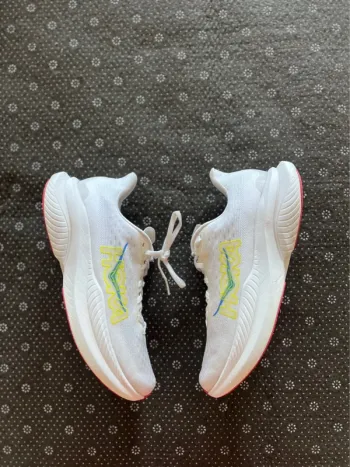 Used Hoka Mach 6 bike — image 1 of 6