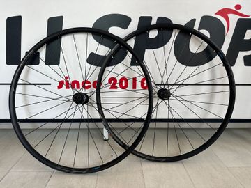 Used Shimano RS 2024 Wheels