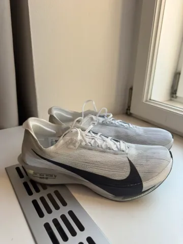 Brugt Nike Streakfly 2 bike — billede 2 af 8