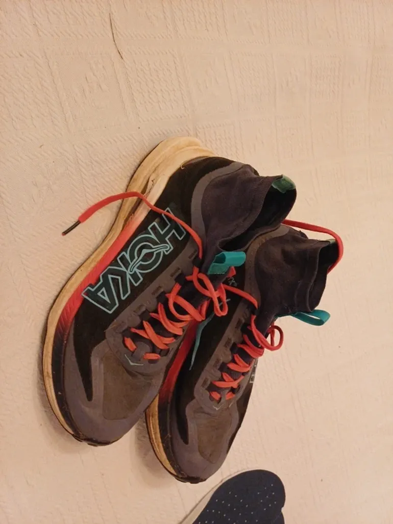 Used Hoka Tecton X3 bike — image 2 of 4