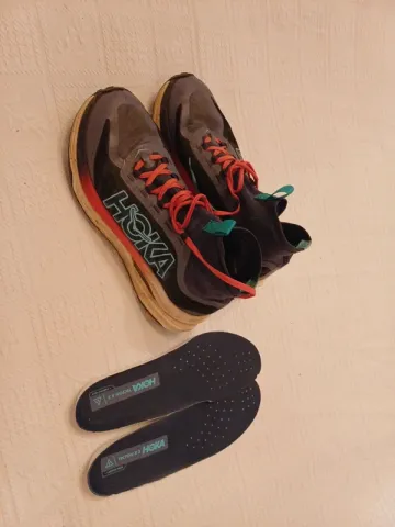 Used Hoka Tecton X3 Running Shoes