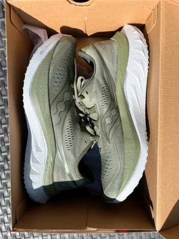 Używany Saucony Endorphin Speed 4 bike — zdjęcie 4 z 5