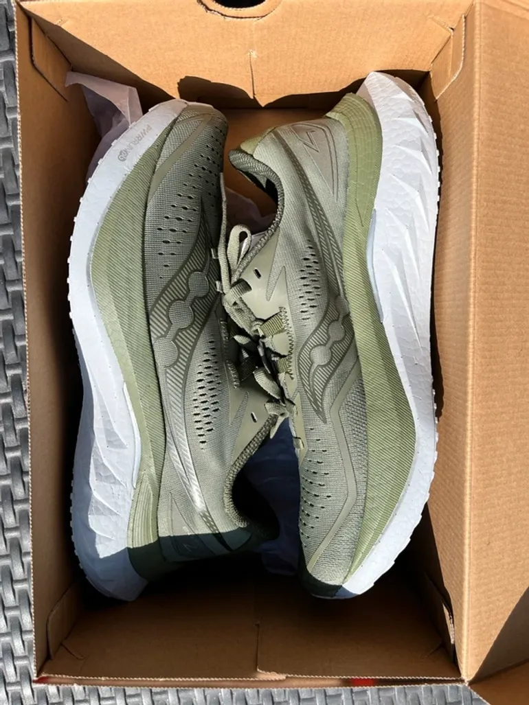 Używany Saucony Endorphin Speed 4 bike — zdjęcie 4 z 5