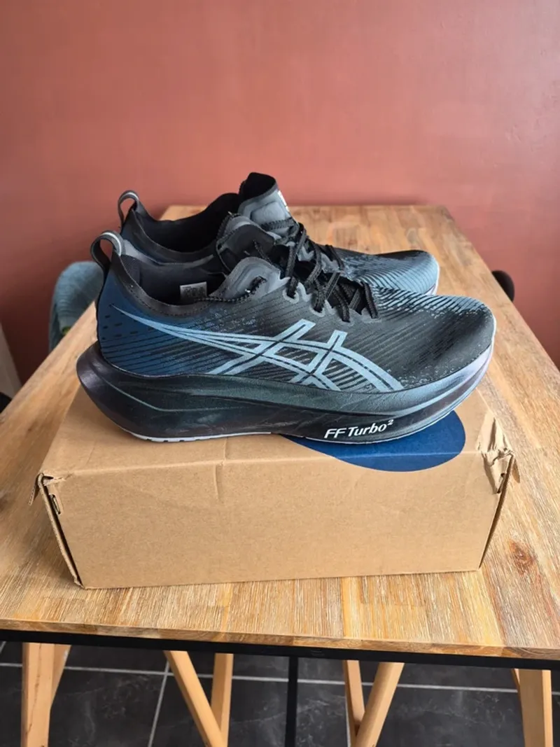 Used Asics Megablast Running Shoes