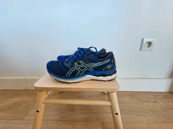 Used Asics Nimbus 23 bike — image 1 of 4