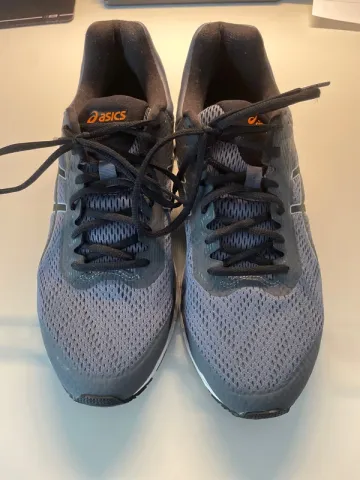 Použité Asics Sportschuhe Herren Running Shoes