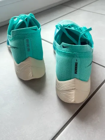 Gebrauchtes Nike Vaporfly Next% 2 bike — Bild 2 von 5