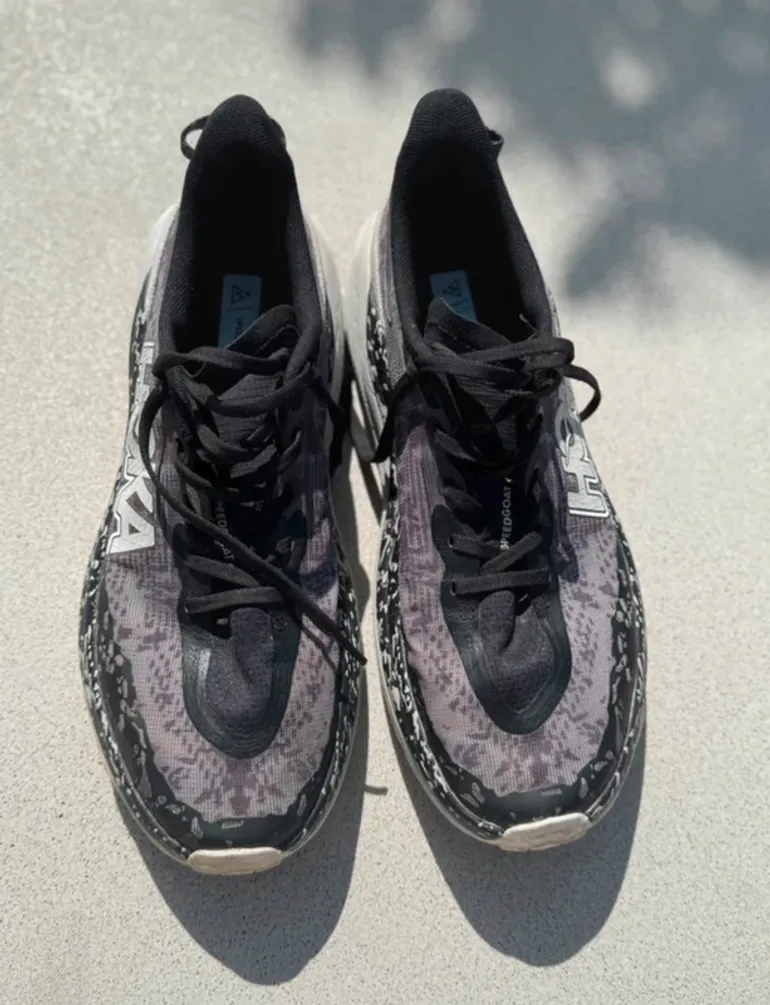 Used Lange Hoka Speedgoat 6 bike — image 4 of 7