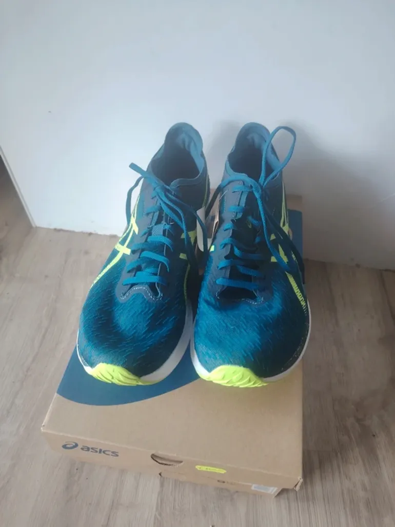 Used Asics Magic Speed bike — image 2 of 6