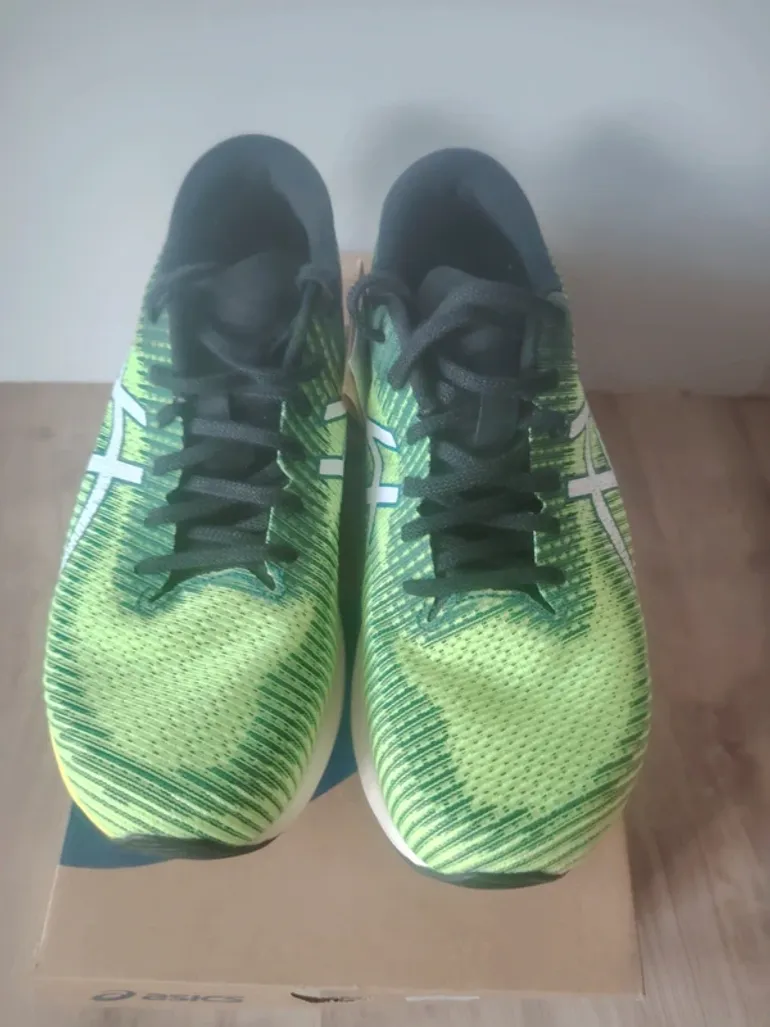 Used Asics Magic Speed bike — image 3 of 5