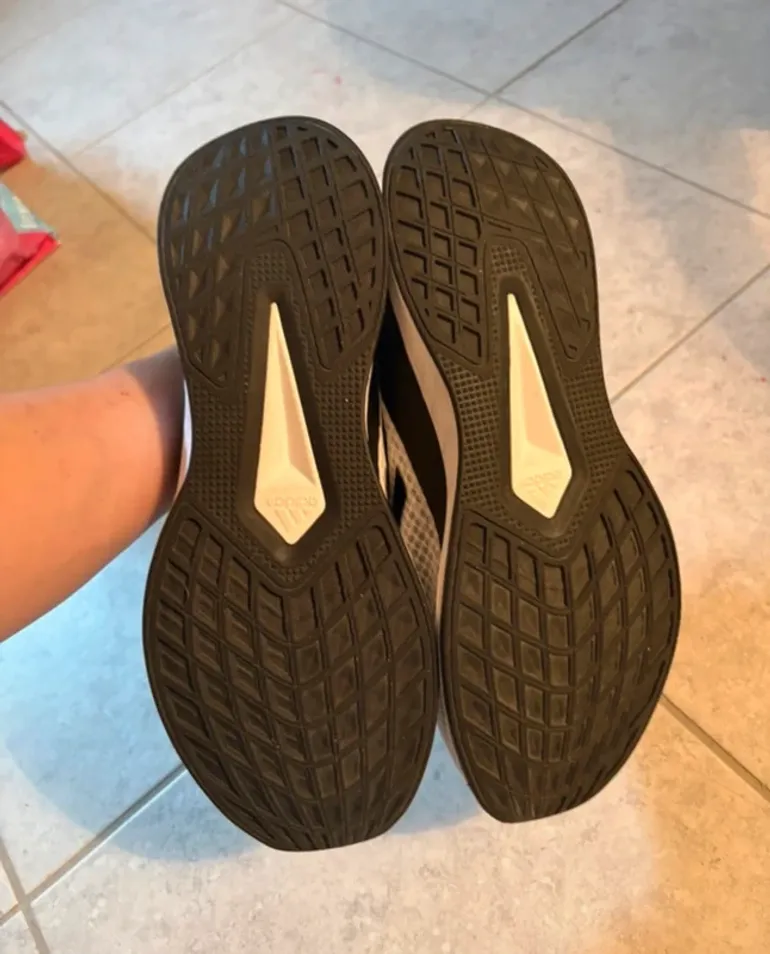 Gebrauchtes Adidas Laufschuhe Gr. 43 1/3 bike — Bild 3 von 5