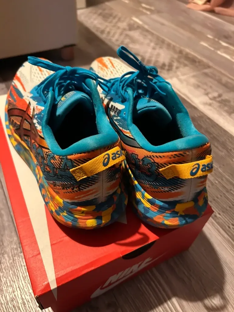 Used Asics Gel Noosa Tri 13 bike — image 2 of 6