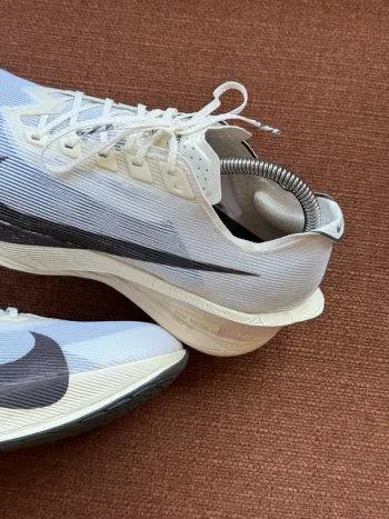 Použité Nike ZoomX Vaporfly Next% 4 bike — obrázek 3 z 9